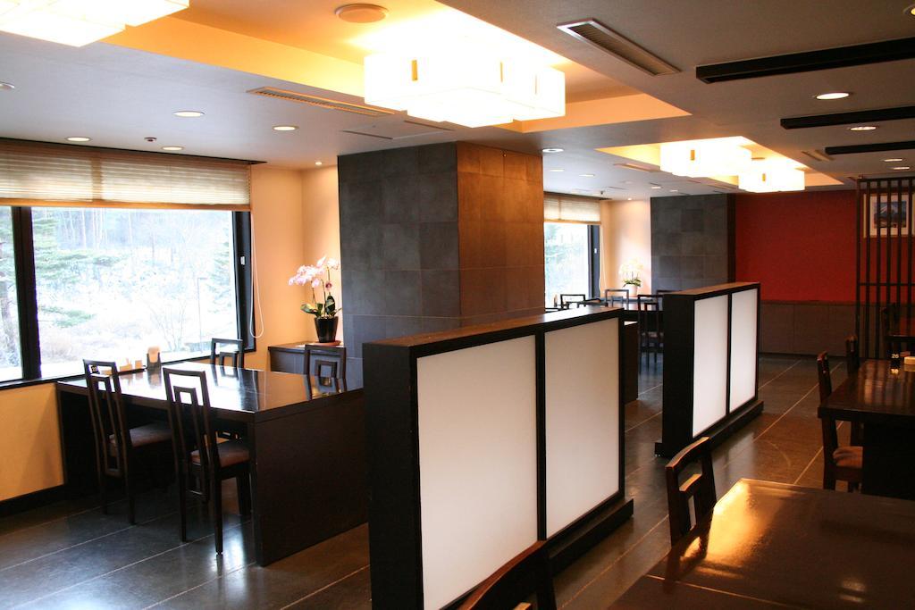 פוג'יקאוואגוצ'יקו Hotel Regina Kawaguchiko מראה חיצוני תמונה