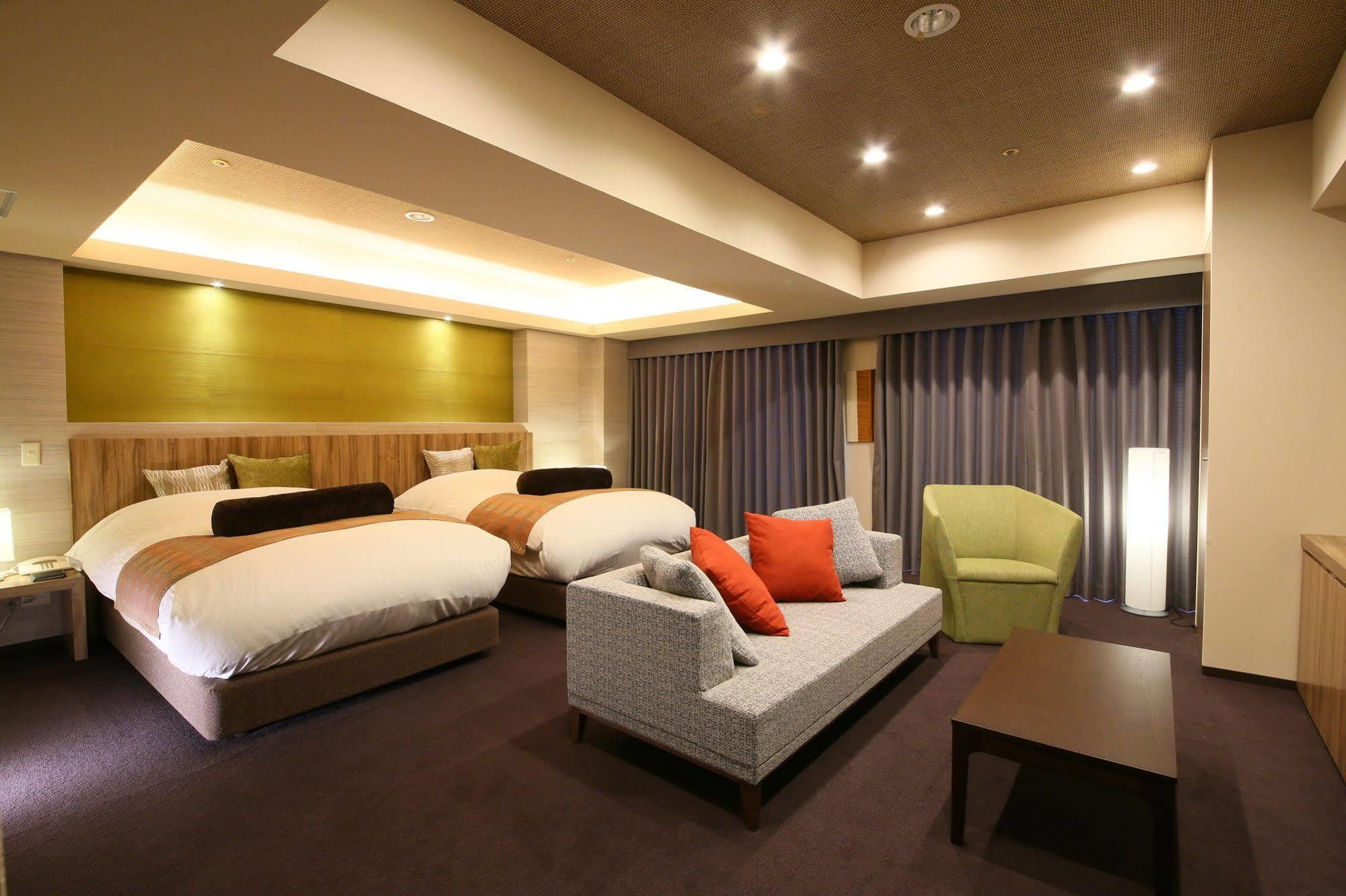 פוג'יקאוואגוצ'יקו Hotel Regina Kawaguchiko מראה חיצוני תמונה